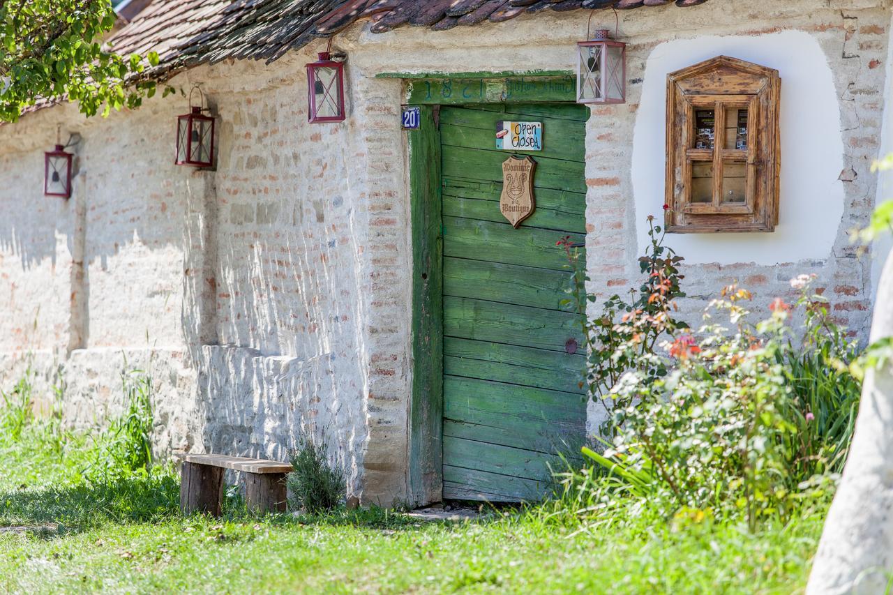Dominic Boutique - Atelier Konuk evi Cloasterf Dış mekan fotoğraf