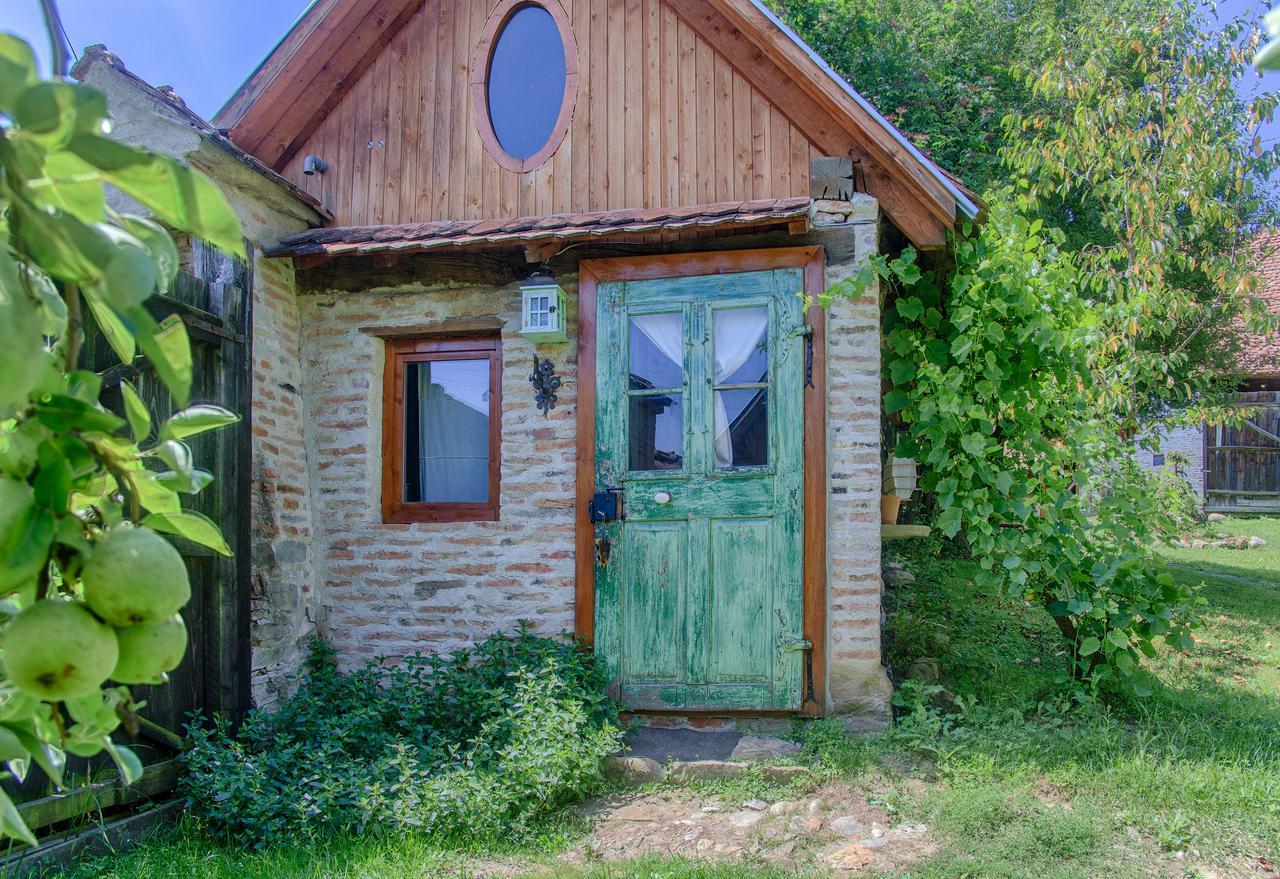 Dominic Boutique - Atelier Konuk evi Cloasterf Dış mekan fotoğraf